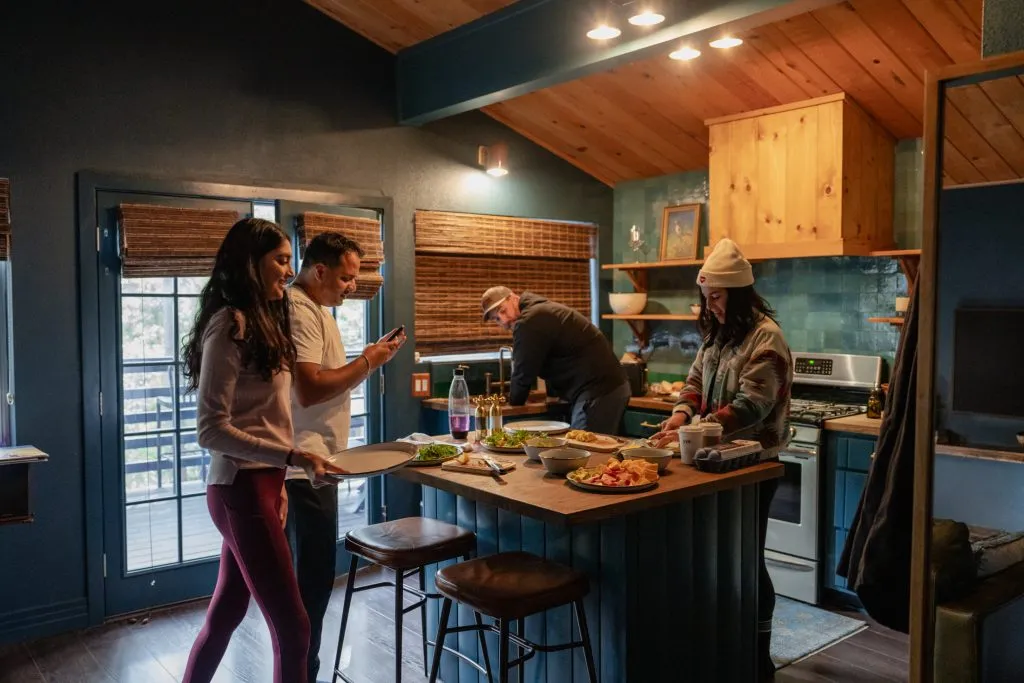 Black Mountain cabin in Idyllwild California in near LA and San Diego