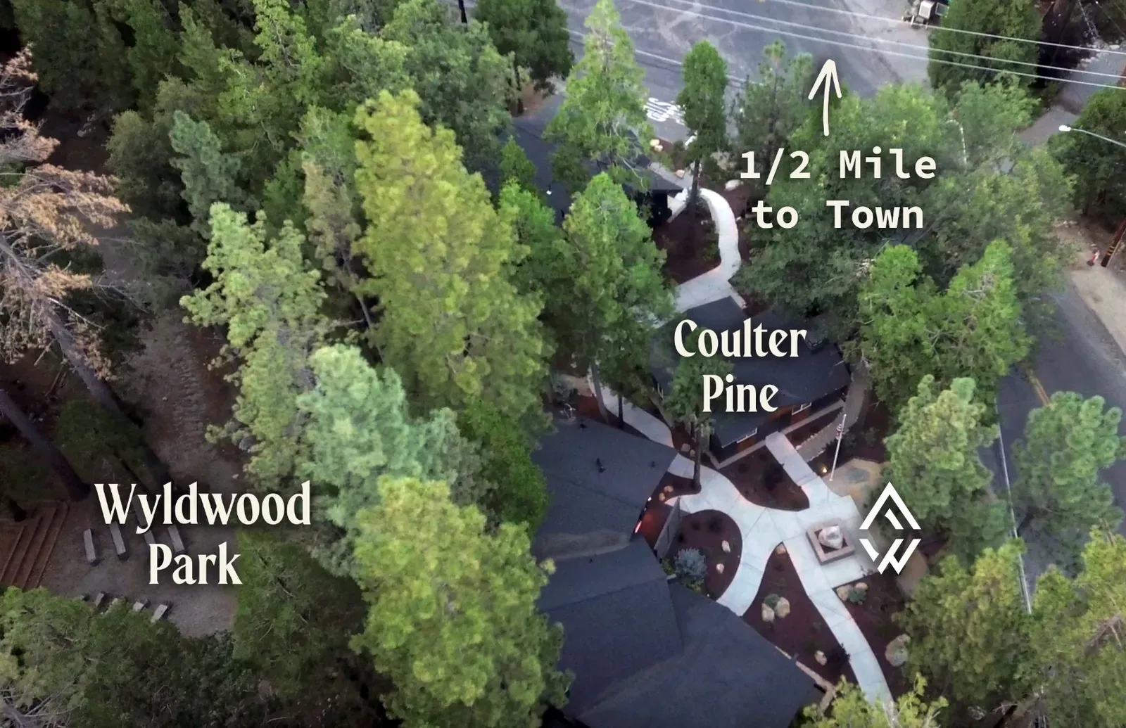 The cabin is a short 1/2 mile walk to downtown Idyllwild, with its many shops, restaurants, and activities.