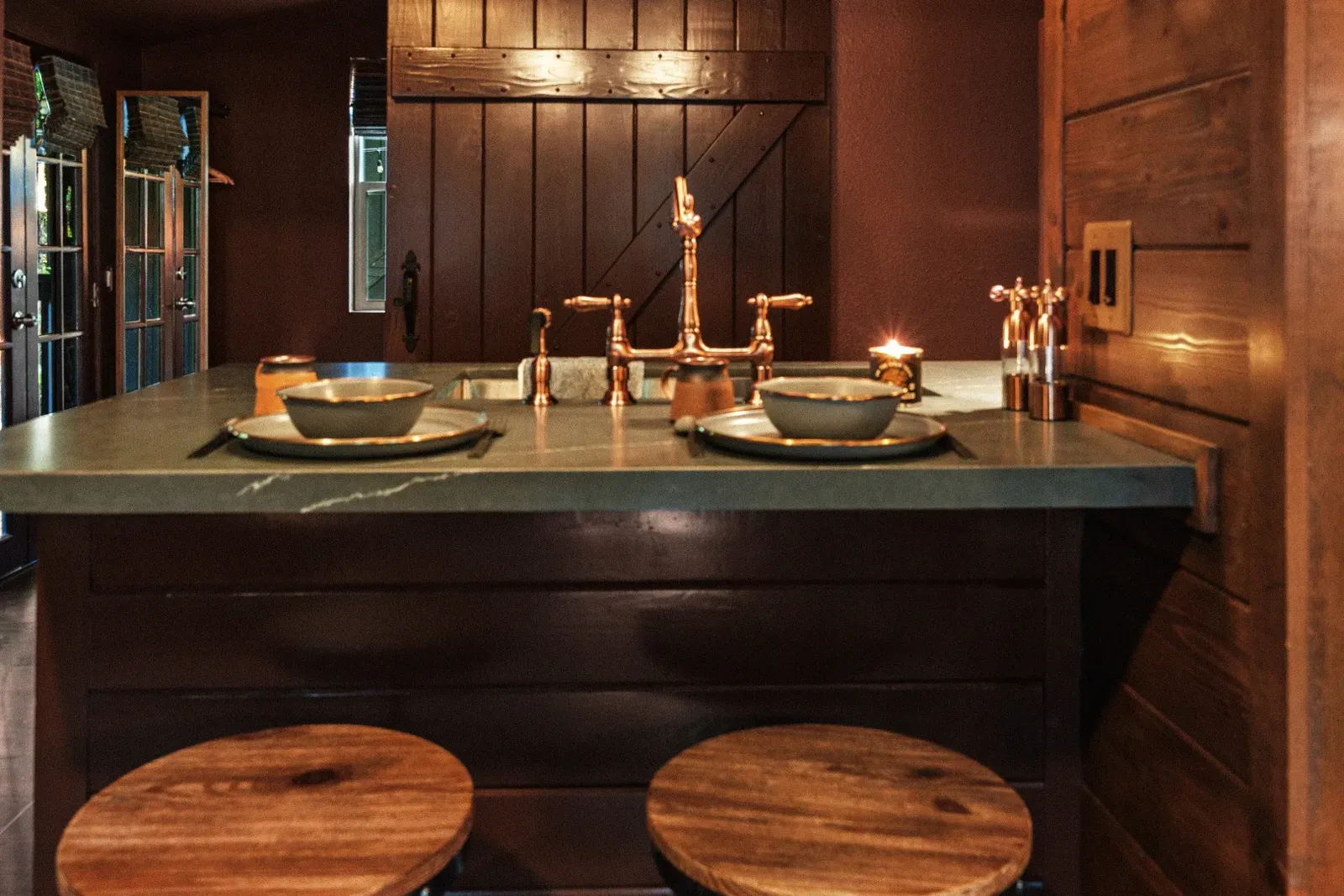 Counter seating keeps the conversation flowing. We provide dishes, utensils, salt & pepper, and more.