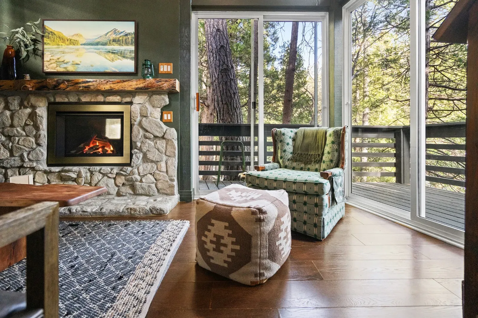 "The property is very clean and luxurious. The pictures do not show but the property is very large and backed up to a running creek which you can walk down the steps to access."