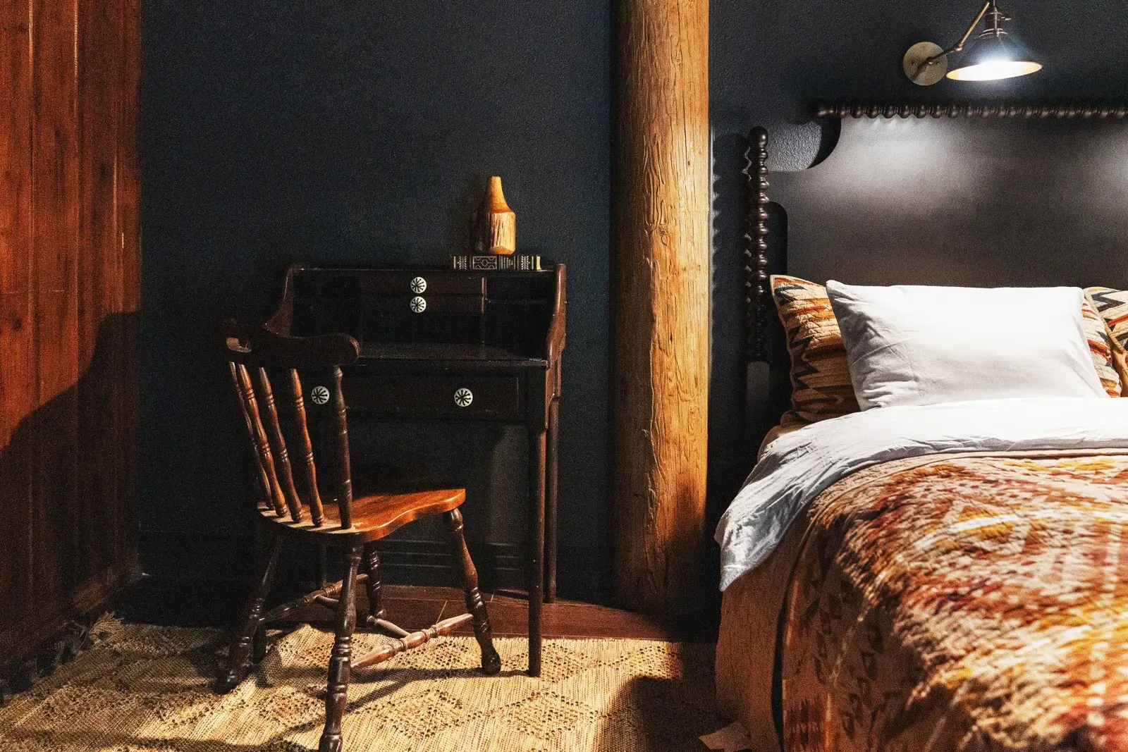 The master also features a writing desk to jot down your adventures from the day or to journal.
