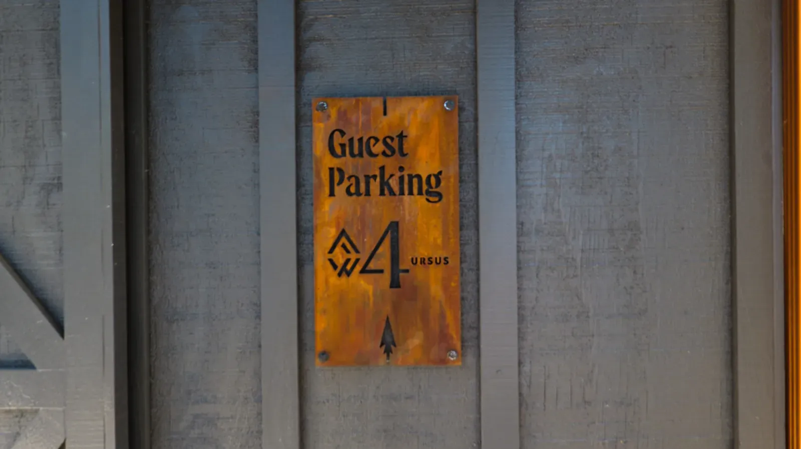 3 Free on-site parking spaces are dedicated to your cabin.